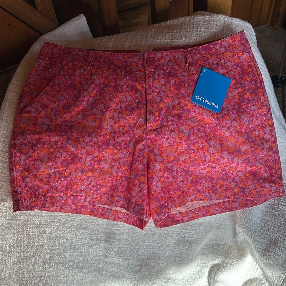 Columbia Classic Modern Shorts Size 10